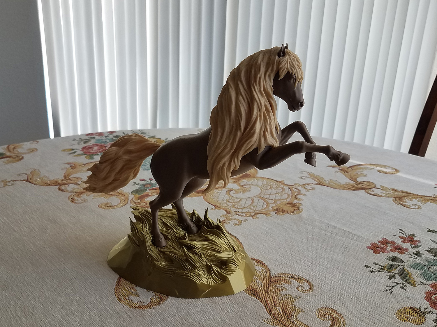 Horse Tabletop Figurine. 3D Printed high-quality sculptures on demand.